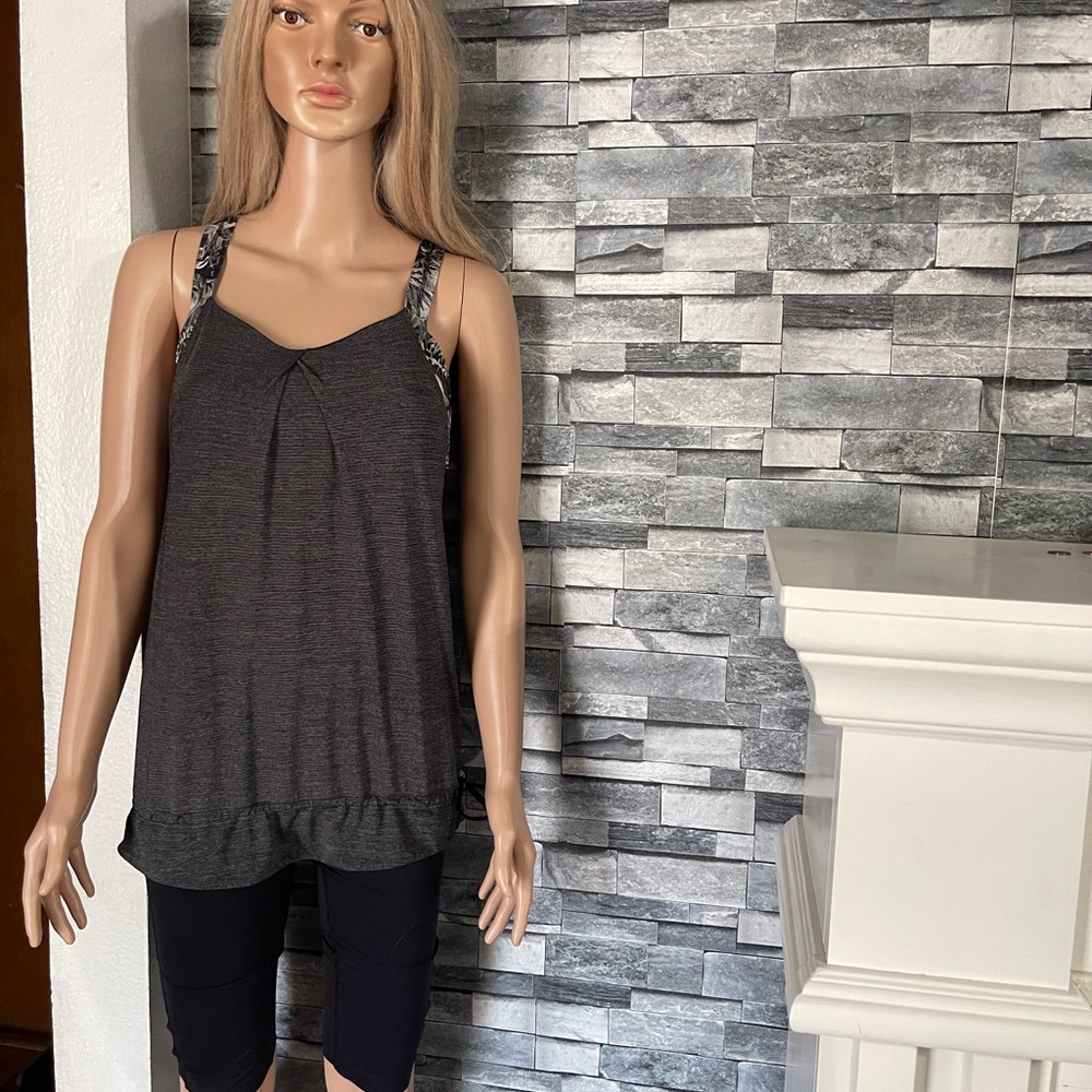 Lululemon" Rest Less Tank Heathered Gray & black - Picture 7 of 14